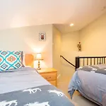 R & R Retreat Luxury Condo
